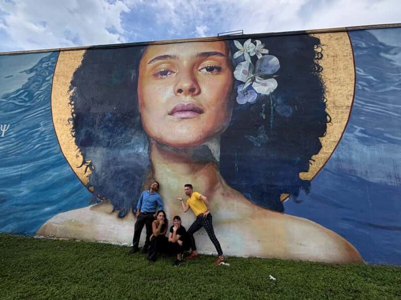 Miami: Graffiti & Street Art Tour in Wynwood - The Guide’s Expertise and Language Options