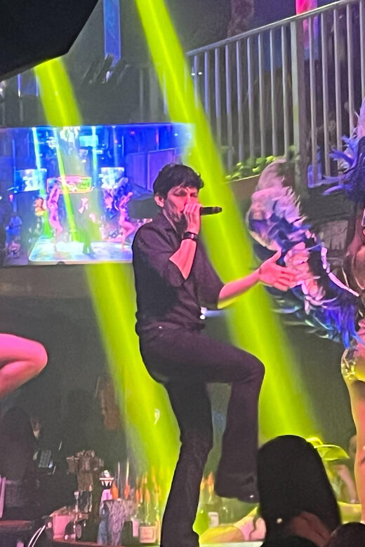 Miami: Guided Bar Crawl with Drinks Discounts and Club Entry - Skip-the-Line Entry to Miami Nightclubs