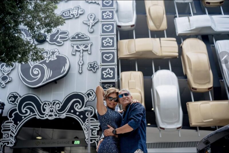 Miami: MIAMI DESIGN DISTRICT PROFESSIONAL PHOTOSHOOT - Pacing and Weather Considerations During the Photoshoot