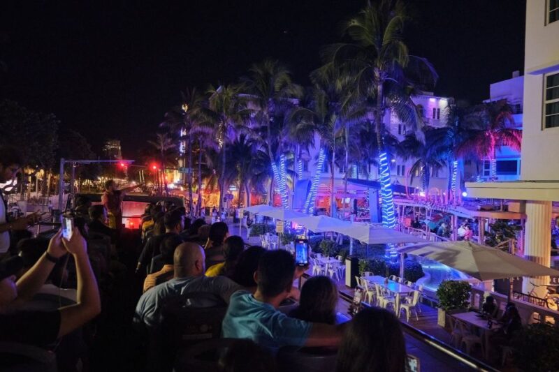 Miami: Open-top Bus Sightseeing Night Tour with Live Guide - Practicalities and Customer Experience