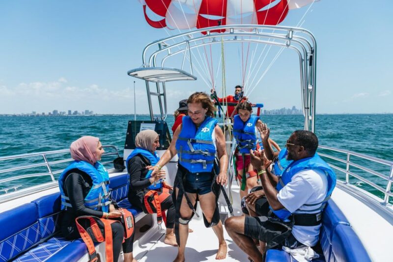 Miami: Parasailing Experience in Biscayne Bay - The Landing & Post-Flight Cooling Off