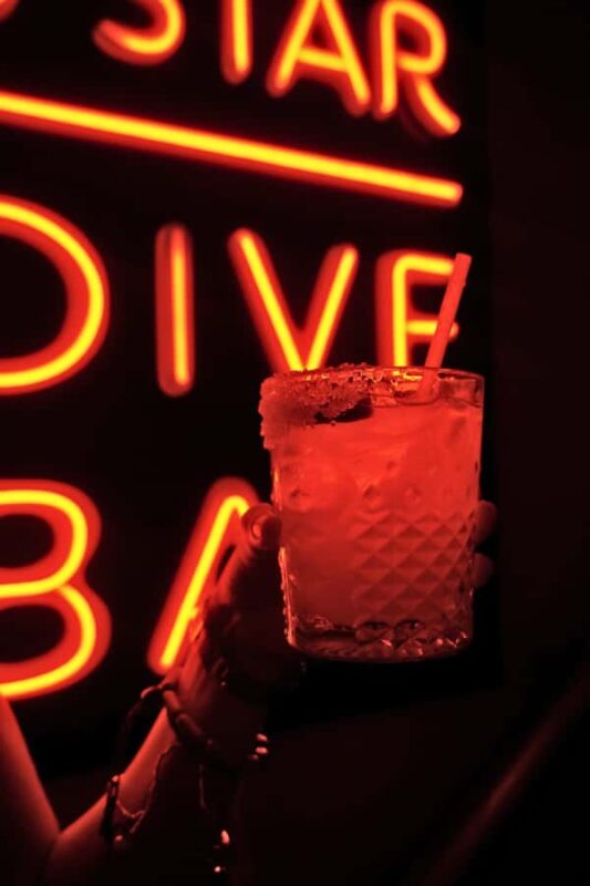 Miami: Premium Cocktail Crawl a Brickell o Coral Gables - The Four Cocktail Stops and Their Highlights