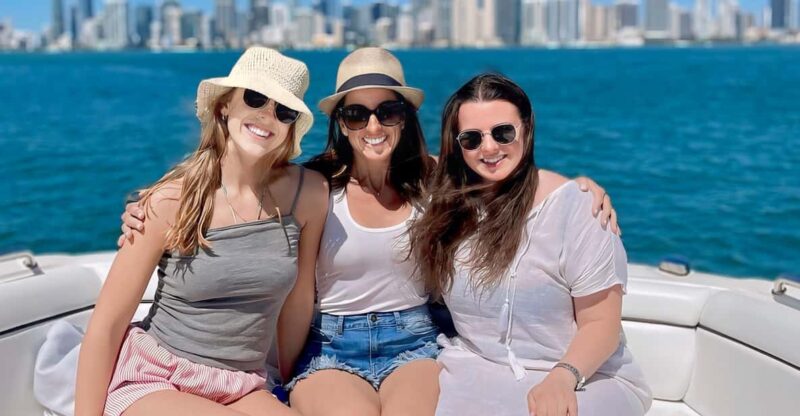 Miami: Private Boat Charter Guided and Tailored Experience - Key Points