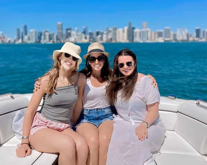 Miami: Private Boat Charter Guided and Tailored Experience - Sunset Cruises with Champagne and Romantic Vibes