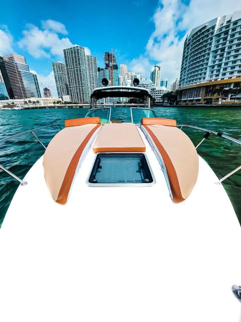 Miami: Private Boat Cruise & Guided Scenic Tour - Key Points
