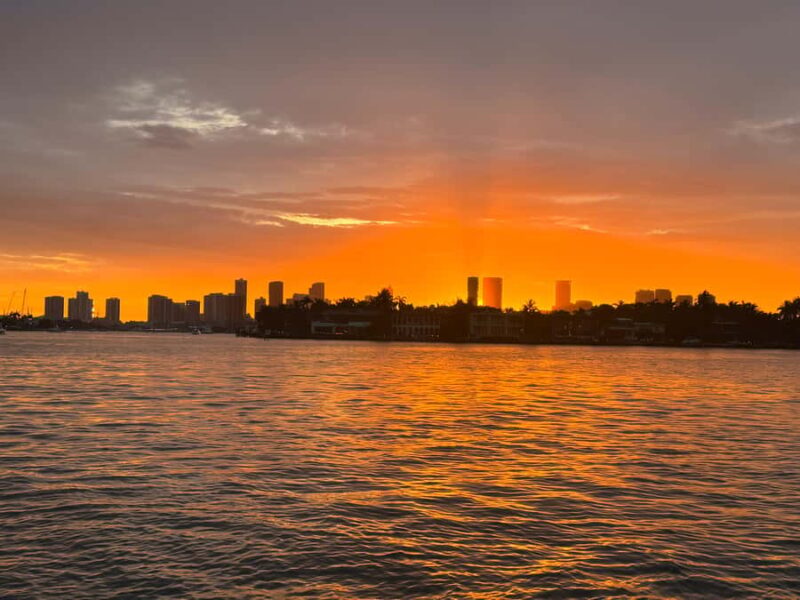 Miami: Private Boat Tour with Captain and Skyline Views - Miami Skyline and Islands from the Water