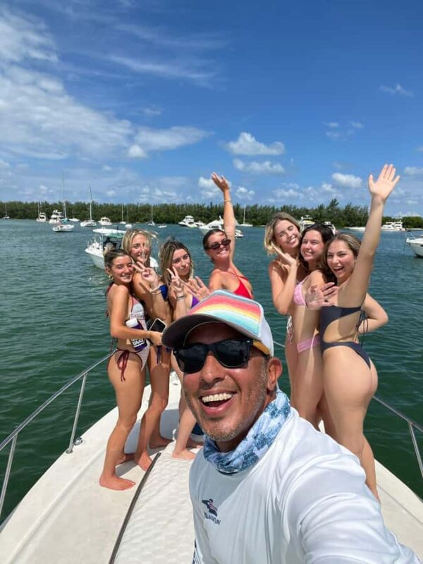 Miami: Private Boat Tour with Captain and Skyline Views - The Experience: Daytime and Sunset Cruises