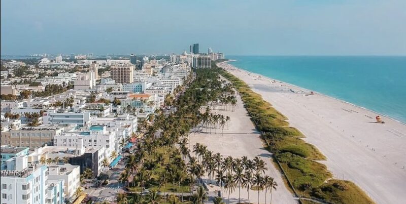 Miami: Private Luxury Airplane Tour with Champagne - The Route Over Miami’s Coastline and Iconic Islands
