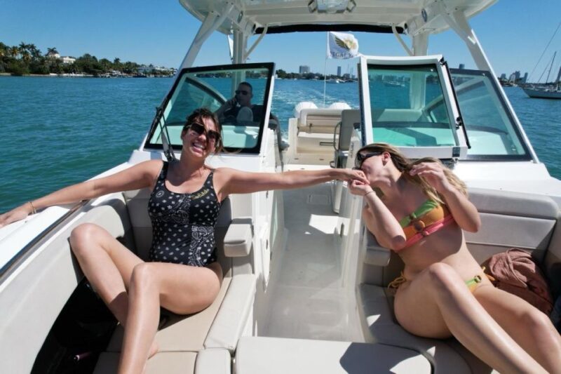 Miami: Private Star island, Miami Skyline & Miami River Tour - Practical Details: Logistics and Inclusions