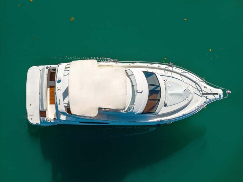 Miami: Private Yacht Rental with Captain 48 ft boat - The Yacht’s Interior: Comfort and Convenience on the Water