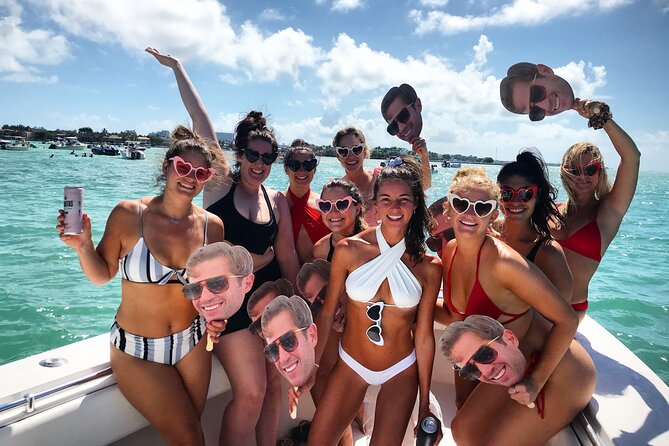 Miami Private Yacht Rental with Captain - Customizable Time Slots and Flexibility