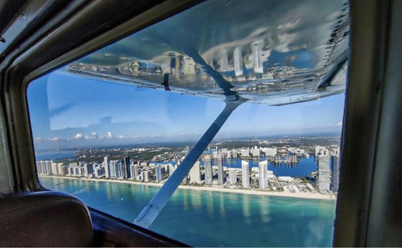 Miami: Romantic 1-Hour Private Flight Tour with Champagne - The Route and Major Landmarks