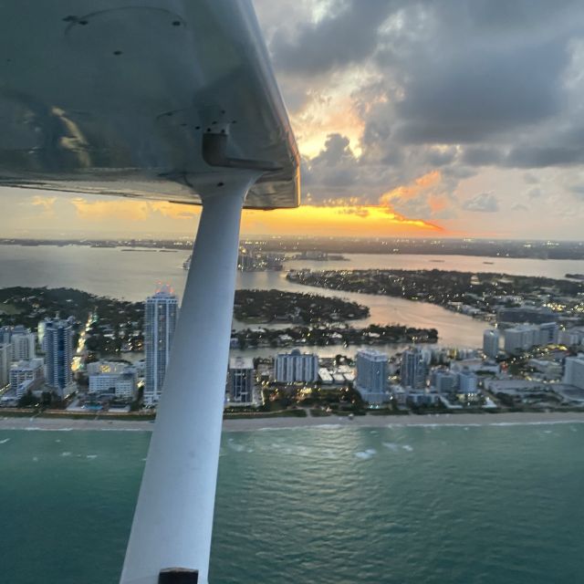 Miami: Romantic 1-Hour Private Flight Tour with Champagne - Comparing This Tour to Similar Experiences