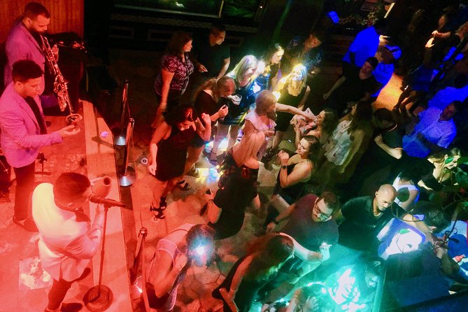 Miami Salsa Dance Party Mojitos, Bites & Lessons at Mango's - Who Will Enjoy This Tour the Most