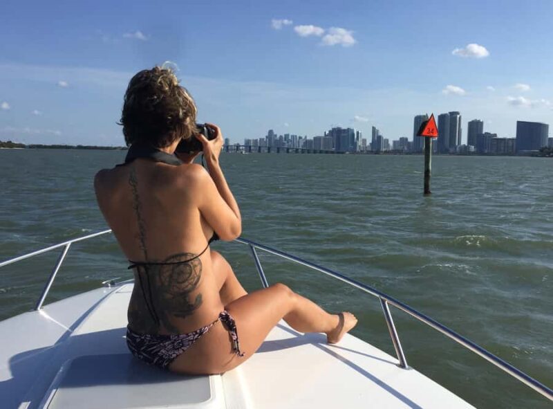 Miami: Sandbar, Billionare's & Raccoon Island Private Tour - Indian Creek and Sightseeing Along Miami’s Coastline