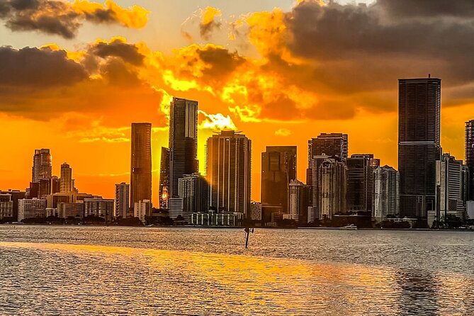Miami Skyline 75 Minute Luxury Cruise of Millionaire's Homes - Who Will Enjoy This Tour Most?