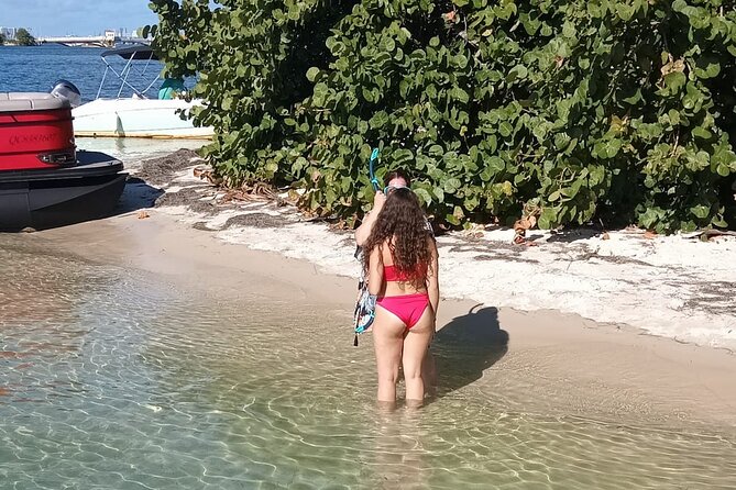 Miami: Snorkel adventure & Sandbar Trip - Scenic Cruise Past Miami’s Millionaire Homes