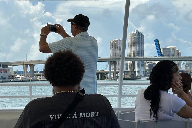 MIAMI: South Beach Cruise Millionaire Homes with Upgrade Options - Miamis Most Exclusive Waterfront Views from the Water