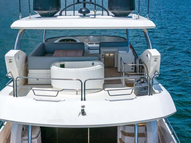Miami: Sunseeker 80 Yacht Charter with Crew - How the Experience Compares to Similar Miami Yacht Tours