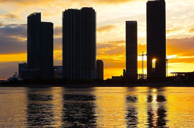 Miami Sunset and Skyline Cruise - The Onboard Experience and Amenities