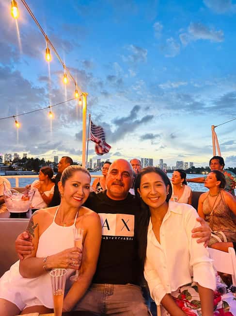 Miami Sunset Champagne Cruise Top Rated for Skyline Views - Practical Details and Booking Flexibility