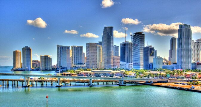 Miami Train Adventure from Orlando & Boat; plus Beach or Bus Tour - Biscayne Bay Boat Cruise: Iconic Views of Miami’s Waterfront