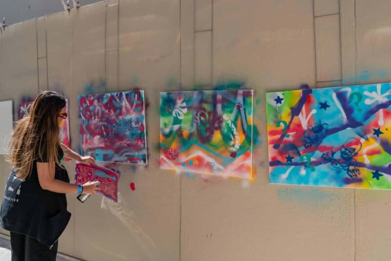 Miami: Wynwood Walls Spray Paint & Stencil Art Class & Entry - Access to Wynwoods Murals and Galleries