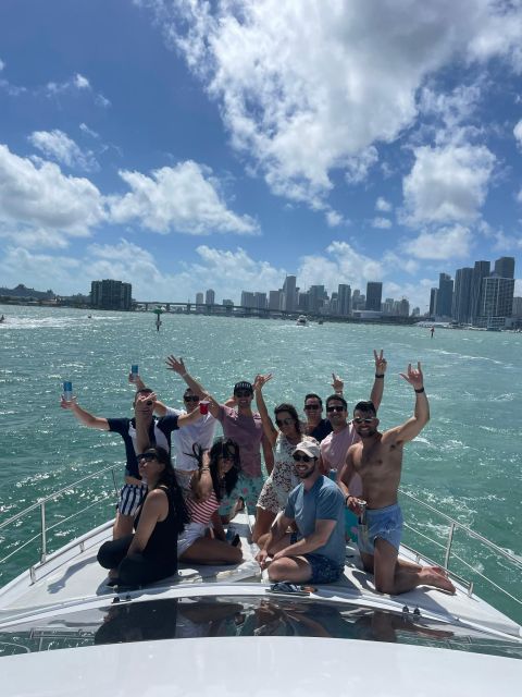 Miami Yacht Rental with Jetski, paddleboards, Inflatables - Exploring Biscayne Bay and Iconic Sights