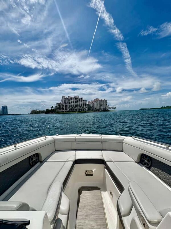Miami:Hidden Coves Boat Tour with Champagne - Explore Miami’s Hidden Coves with Champagne on a Small-Group Boat Tour