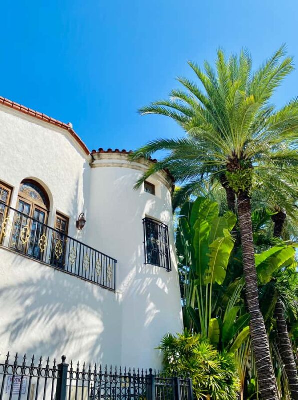 Miami's 3 iconic neighborhoods in 3.5h - in French - What’s Not Included and Additional Tips