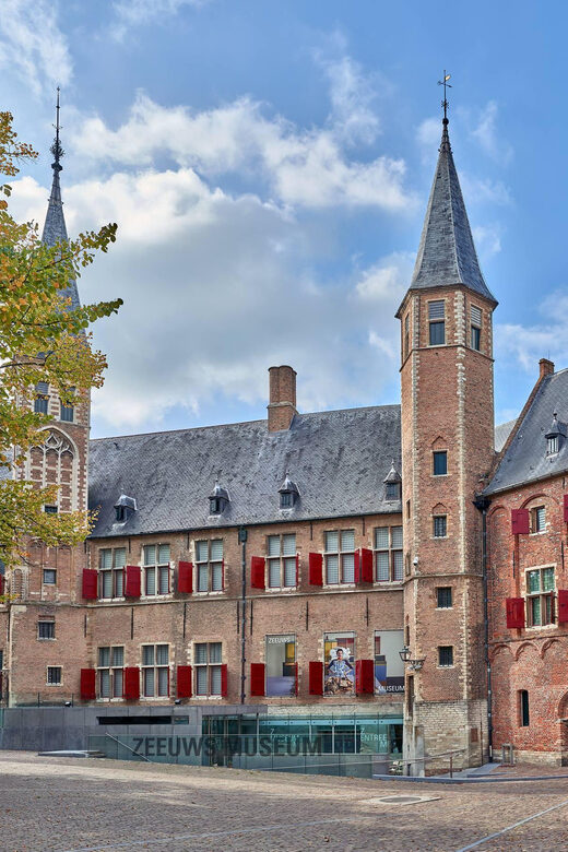Middelburg: Zeeuws Museum Entry Ticket - Accessibility and Practical Information for Visitors
