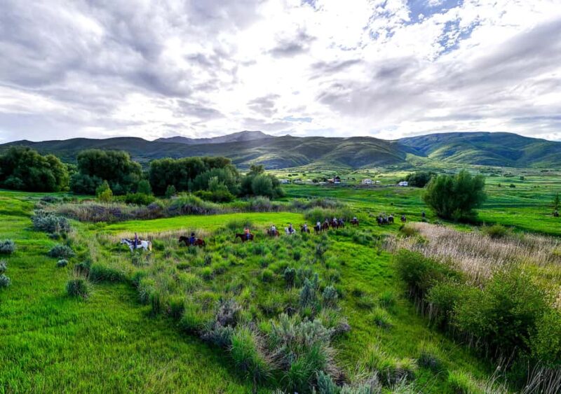 Midway, Utah: Horseback Riding Tour with Guide - Well-Trained Horses and Personal Attention from Guides