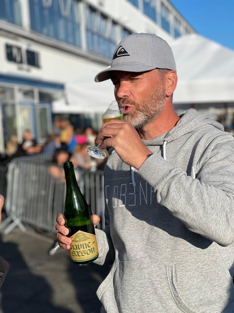 Mikkeller Craft Beer Walk in Vesterbro - The Importance of Outdoor Clothing and Weather Preparedness