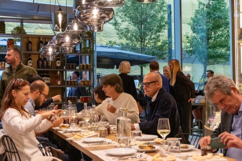 Milan: Cheese tasting experience at Gòodurie Soresina - Discover the Cheese Tasting Experience at Gòodurie Soresina in Milan