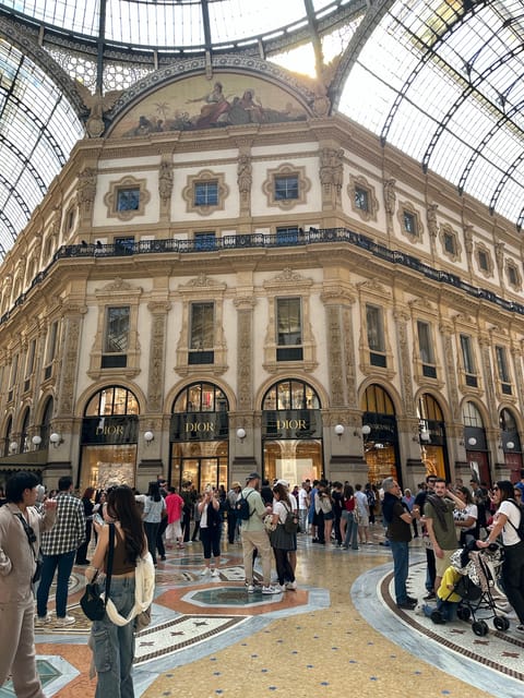 Milan: Coffee and Highlights Walking Tour - Starting at the Starbucks Reserve Roastery in Piazza Cordusio