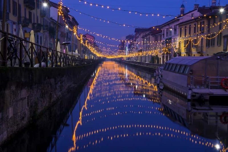 Milan: Colonne di San Lorenzo and Navigli Guided Tour - Key Points