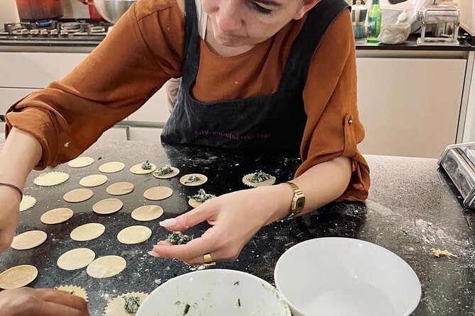 Milan - Discover the Italian flavors: Fresh Pasta and Tiramisu - Practical Details and Meeting Arrangements