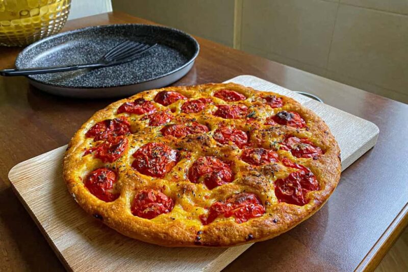 Milan: focaccia and tiramisu cooking class with apericena - Learn to Make Authentic Bari Focaccia and Italian Tiramisu in Milan