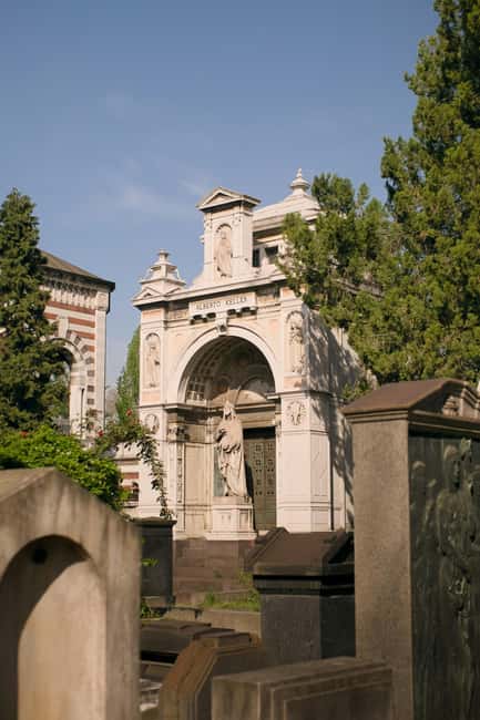 Milan: From Monumental Cemetery to Chinatown - Iconic Arco della Pace and Parco Sempione