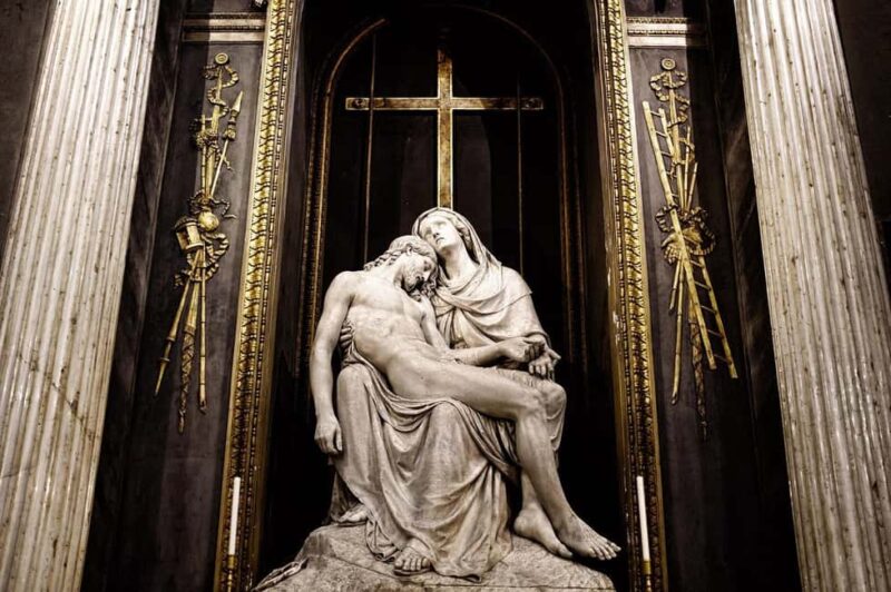 Milan: Guided Duomo Guided Tour and Rooftop Access - Discover the Magnificence of Milan’s Duomo with a Guided Tour and Rooftop Access