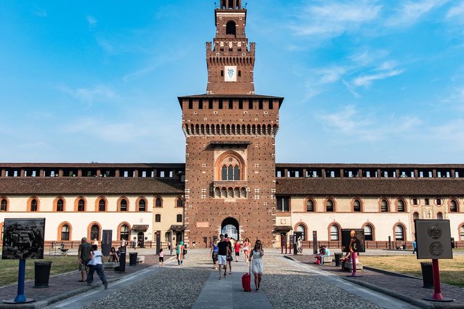 Milan Highlights semi-Private Walking Tour - Walking Through Galleria Vittorio Emanuele II