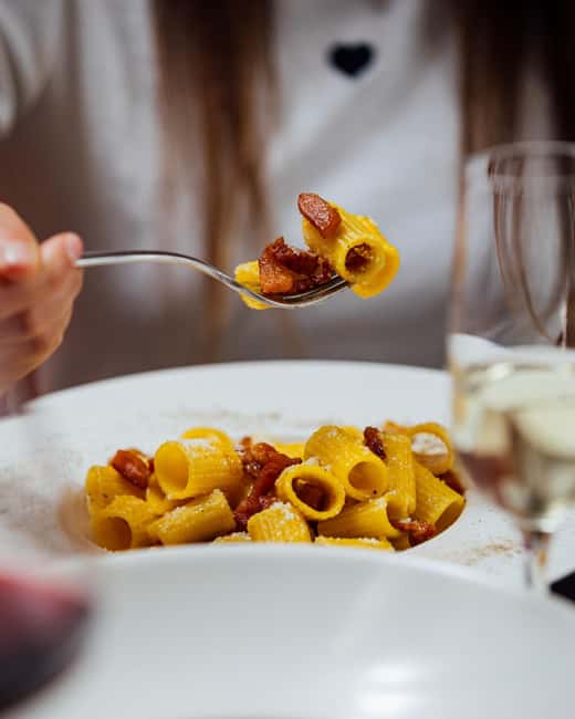 Milan: Italian Food Experience with Chef Introduction & Wine - Discover Milan’s Culinary Charm in a Stylish Setting