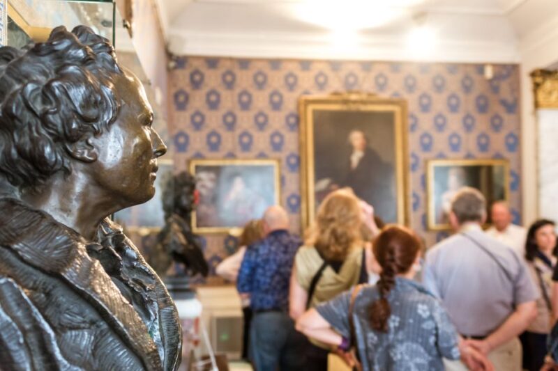 Milan: La Scala Museum and Theater Tour - The Guide’s Role: Expert Commentary and Stories