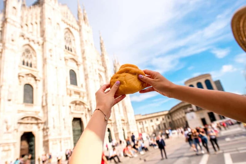 Milan Open Bus and typical tastings - Exploring Milan’s Cultural Sites with Optional Stops