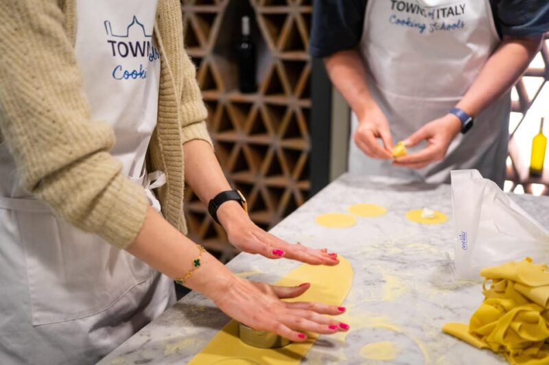 Milan: Pasta Class with Gelato or Tiramisù & Unlimited Wine - Overall Value and Experience Quality