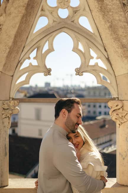 Milan: Photoshoot at the Duomo - Physical Requirements and Accessibility