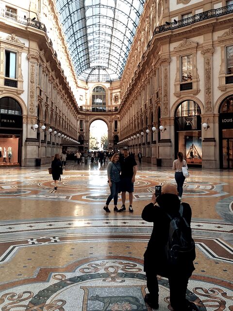 Milan Postcard Viewpoints Walk with Locals - Travel Bloggers - Key Points