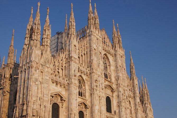 Milan Private Sightseeing Tour for Kids and Families with Local Guide - Key Points