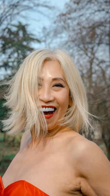 Milan: Professional Photoshoot with 25 photo + 2 videos - Capture Your Best Self in Milan with a Professional Photoshoot