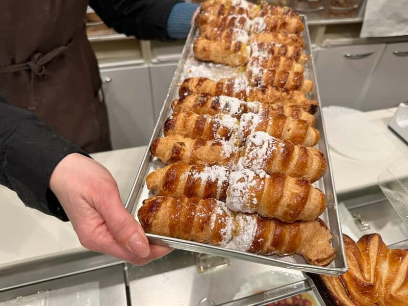 Milan: Street Food Tour with Tastings and Local Guide - Learning About Milanese Customs Over a Perfectly Brewed Espresso